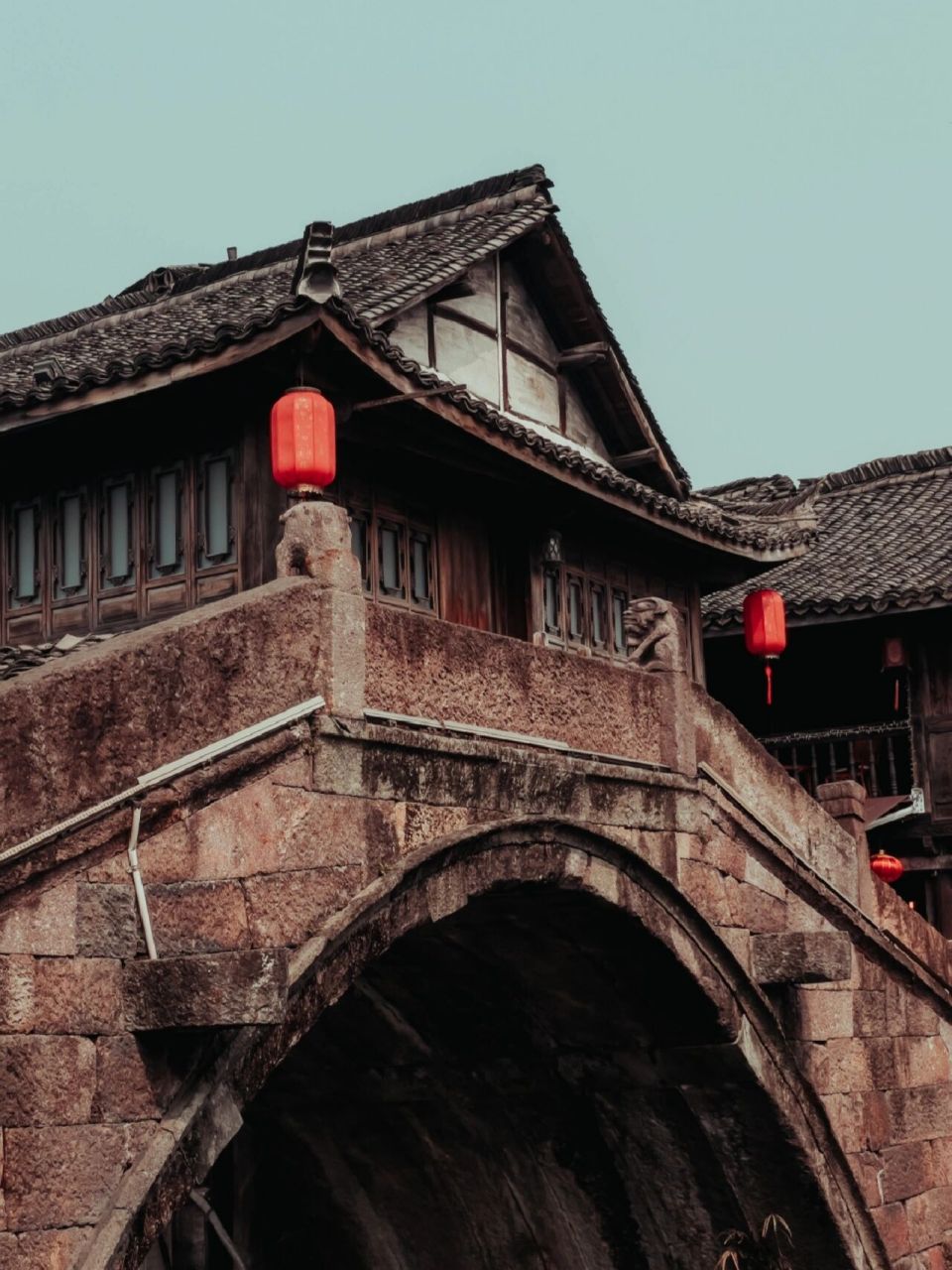 美食&旅拍|值得逛吃逛吃的新市古镇 新市古镇位于湖州市德清县,是江南