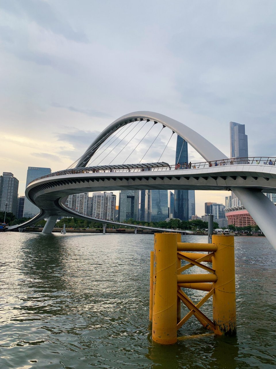 97海心桥|广州首座跨珠江人行桥96 海心桥——备受关注的首座横跨