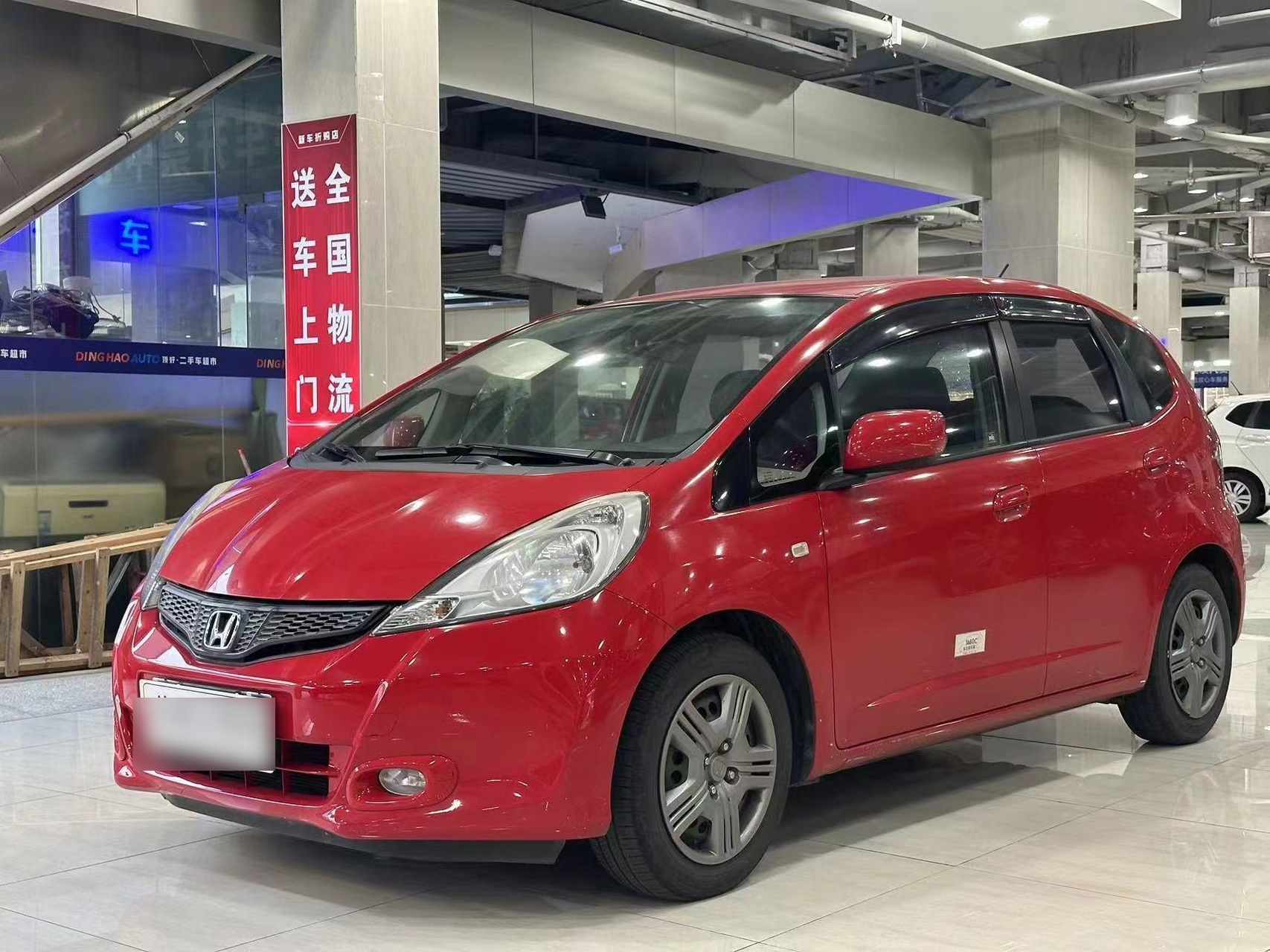 5功夫当舒适版. 13年上牌一手本田飞度1.