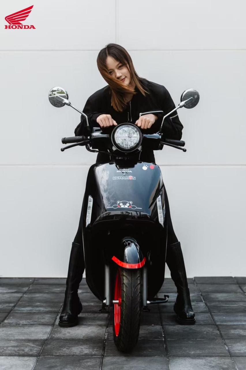 熊本熊联名款ns125la 红与黑经典配色 颜值没话说 骑上它你就是街上最