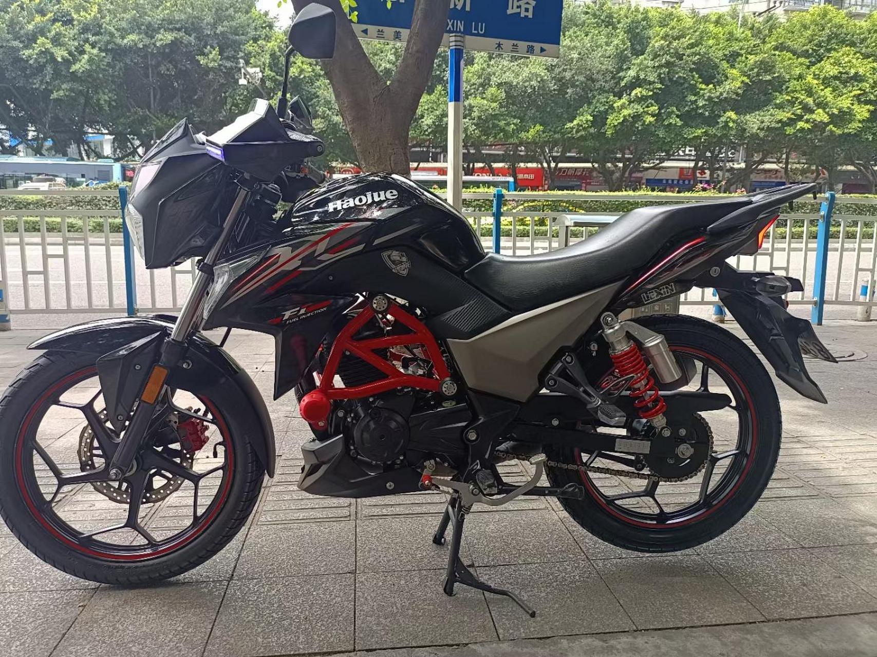 到一台20年11月上户的豪爵df150