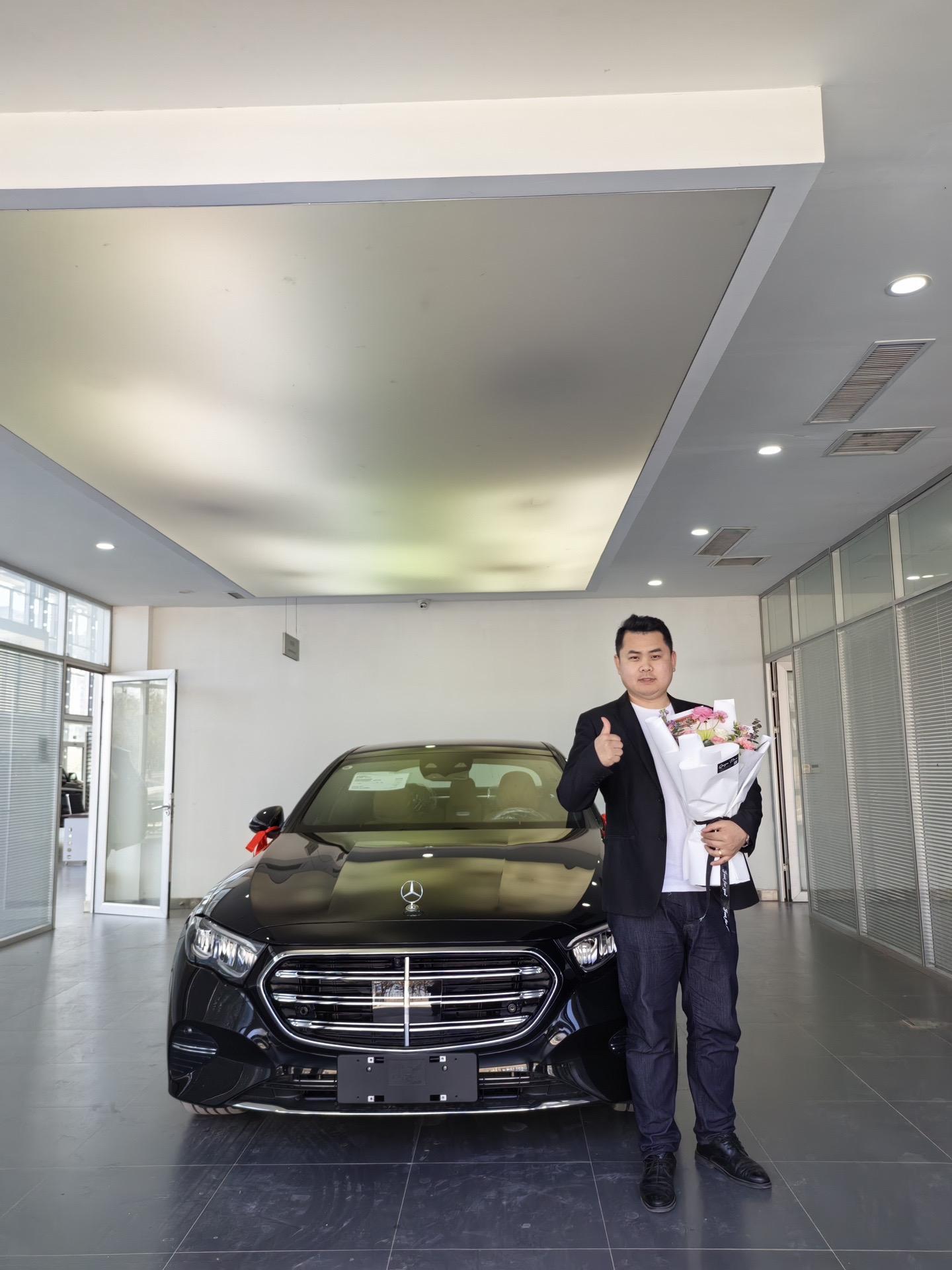 奔驰e350el与e300