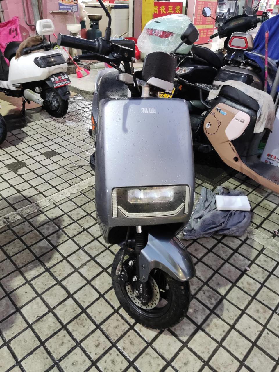 普宁流沙!雅迪!大牛电动车!