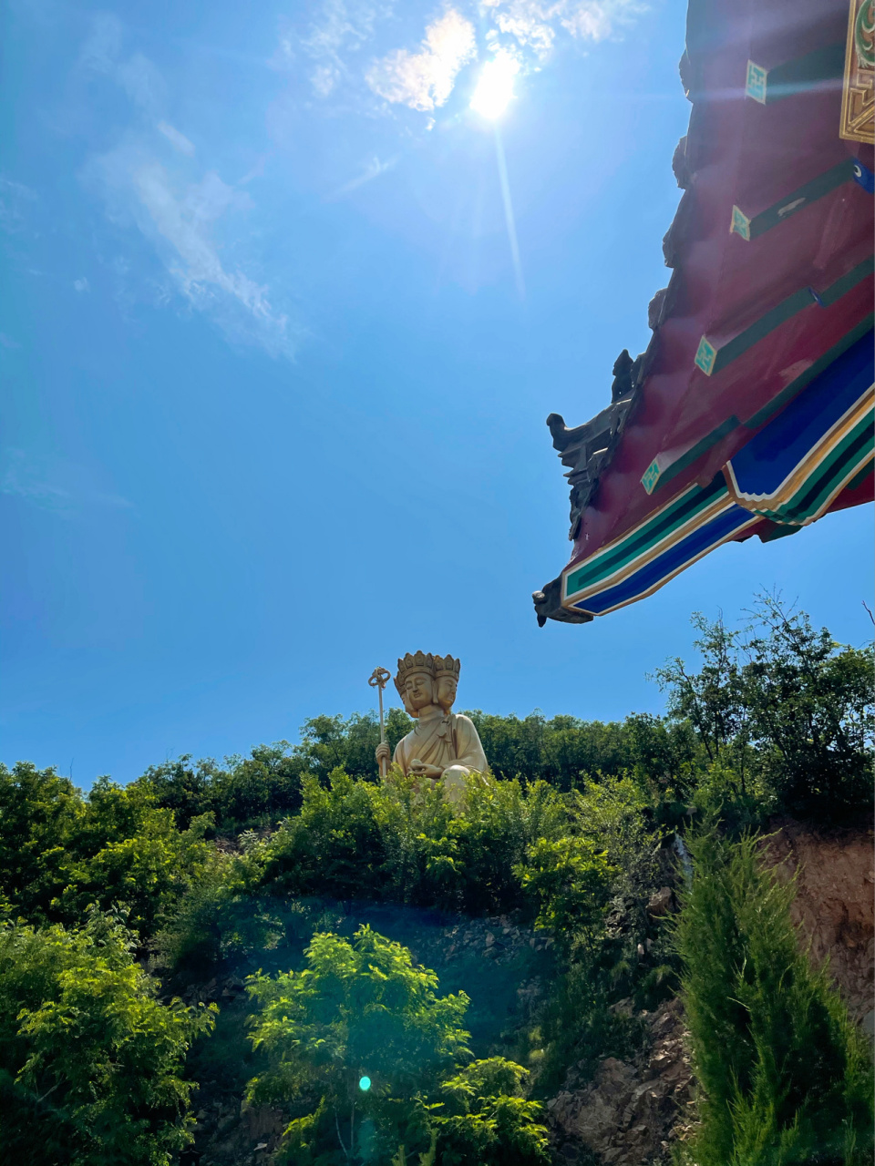 盖州的万和寺 早上到单位 开完例会 同事说去寺庙 马上拿起包就跟着走