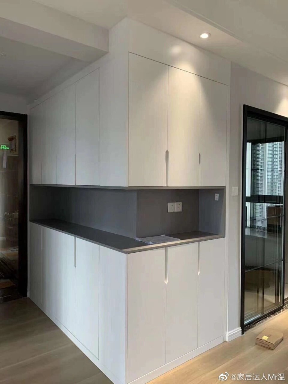 最流行的18款转角酒柜设计 18款转角酒柜 鞋柜设计赶紧点赞收藏,否则