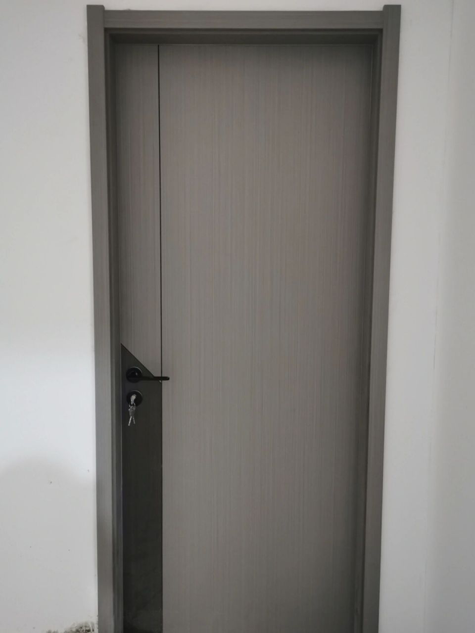 木门|银梨灰 没有选择什么tata,大自然,欧派等等大品牌木门,选了一个