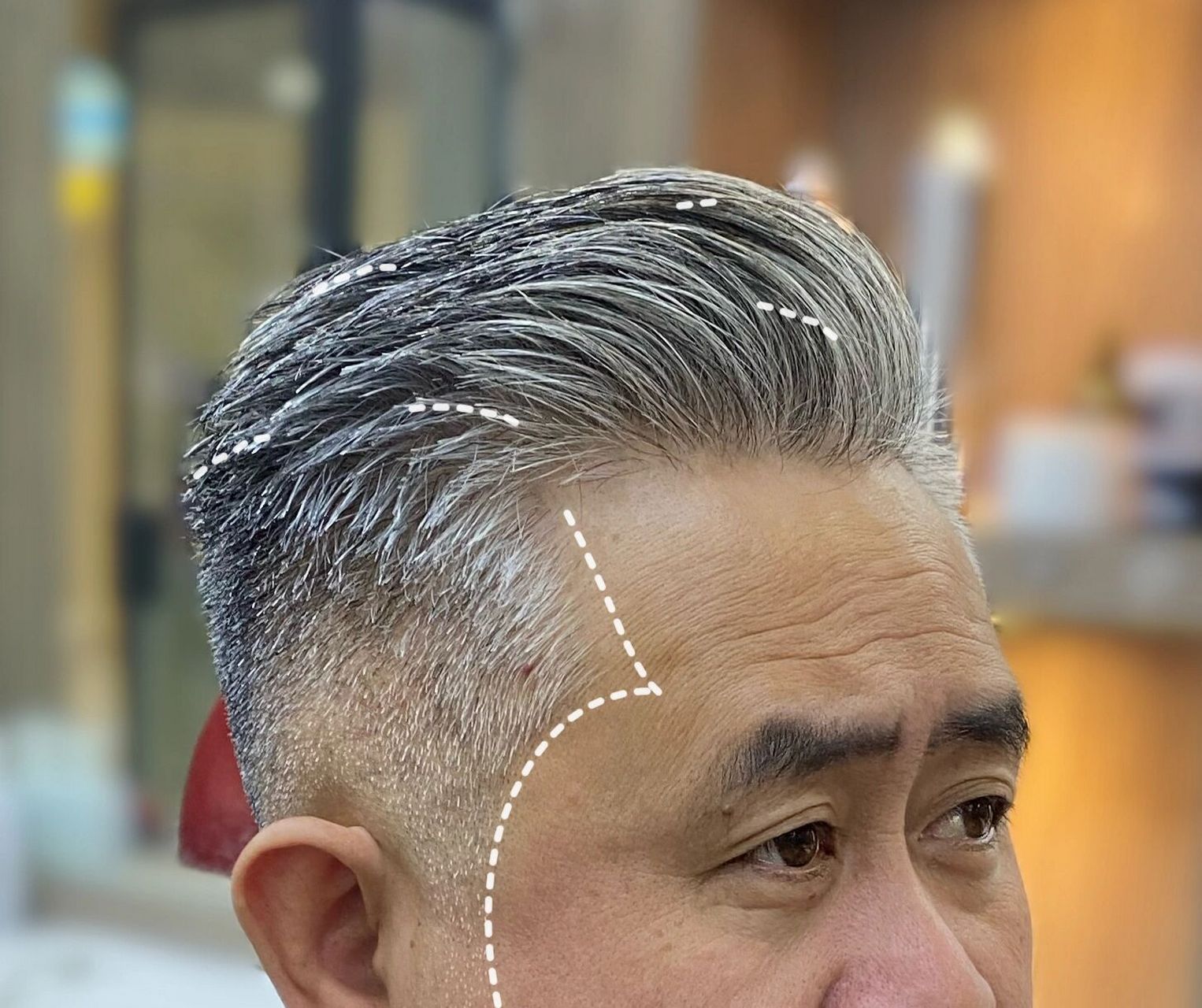气质大叔必备发型:油头 花白头发配油头,真绝了,看着很有感觉