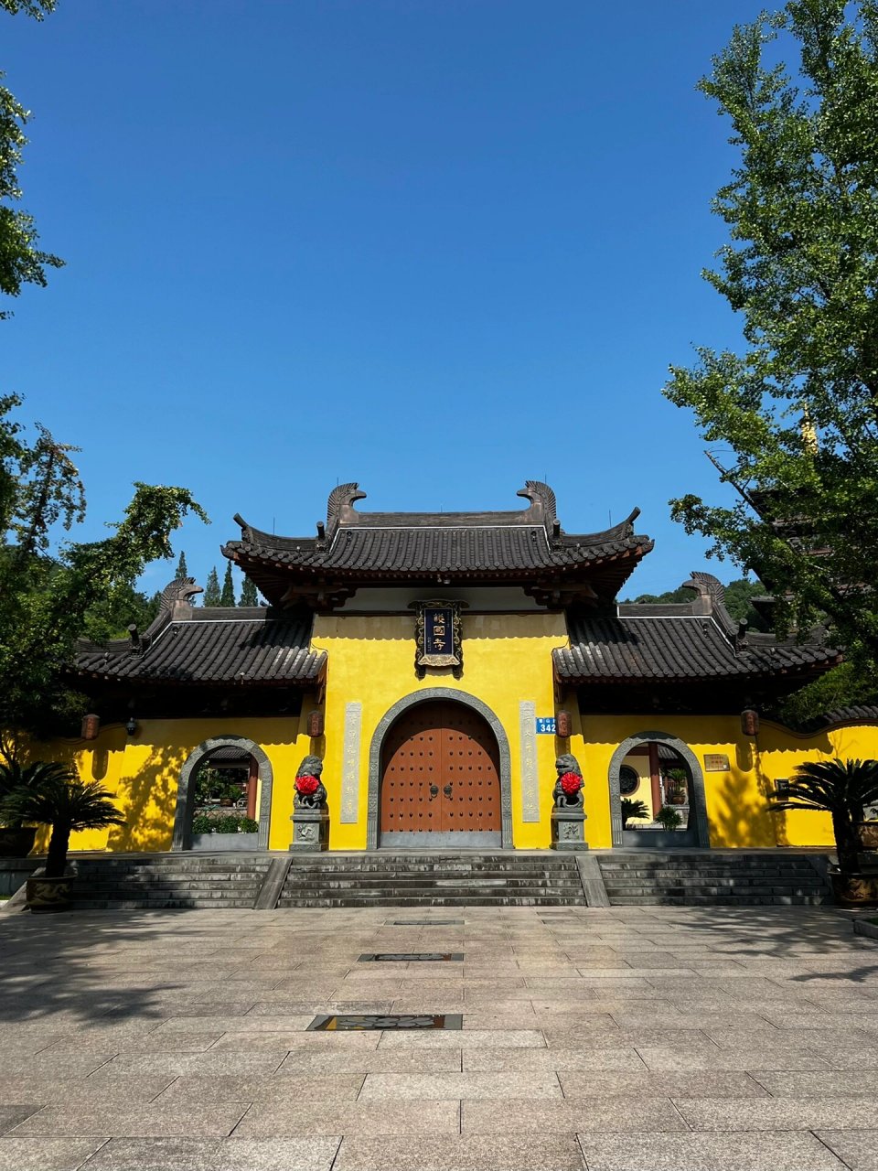 温州景山公园护国寺 景山公园栈道可以俯瞰整个温州城 护国寺好出片超