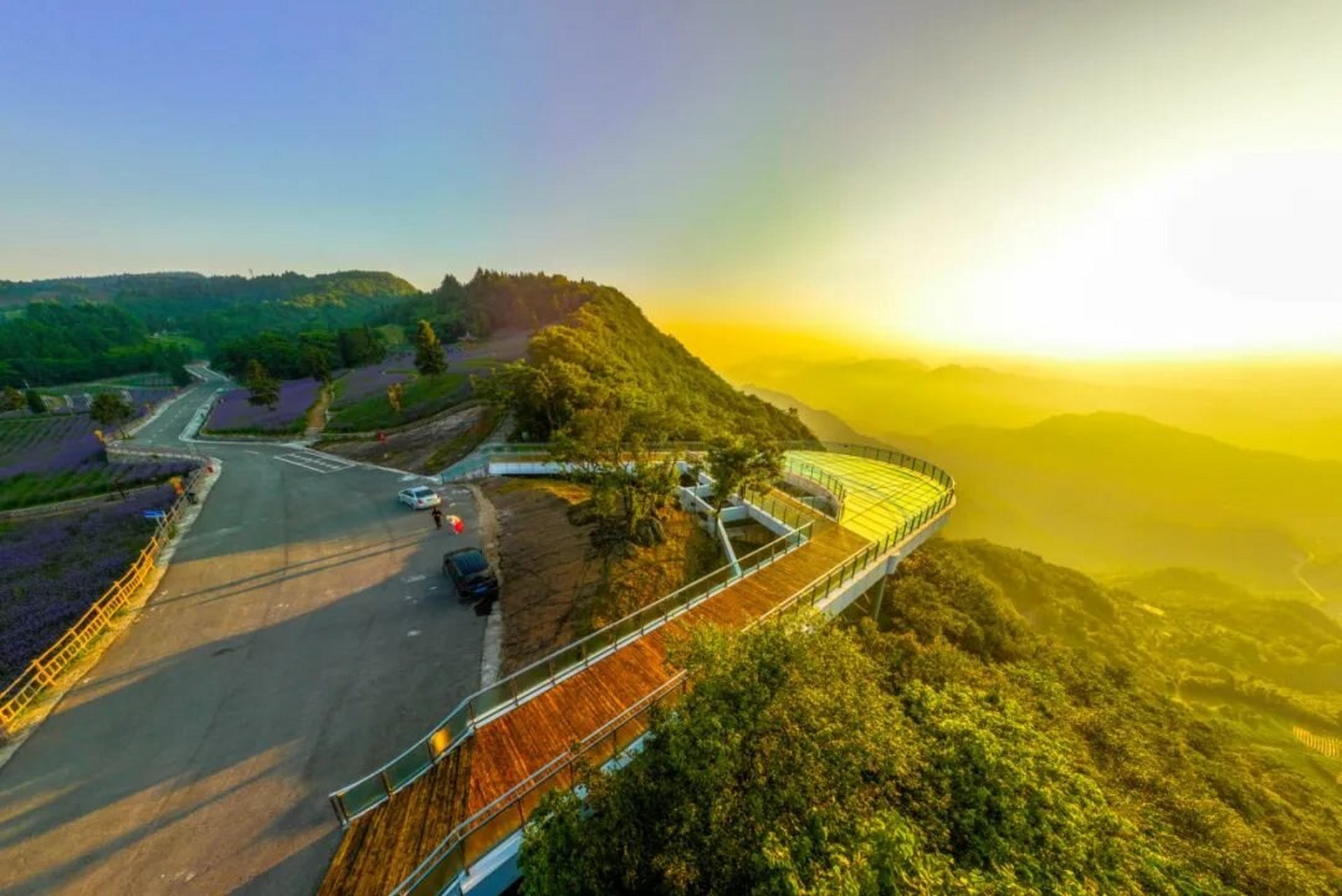 99%的人都不知道的小众避暑胜地——野三关 春季赏花夏避暑 炎热的