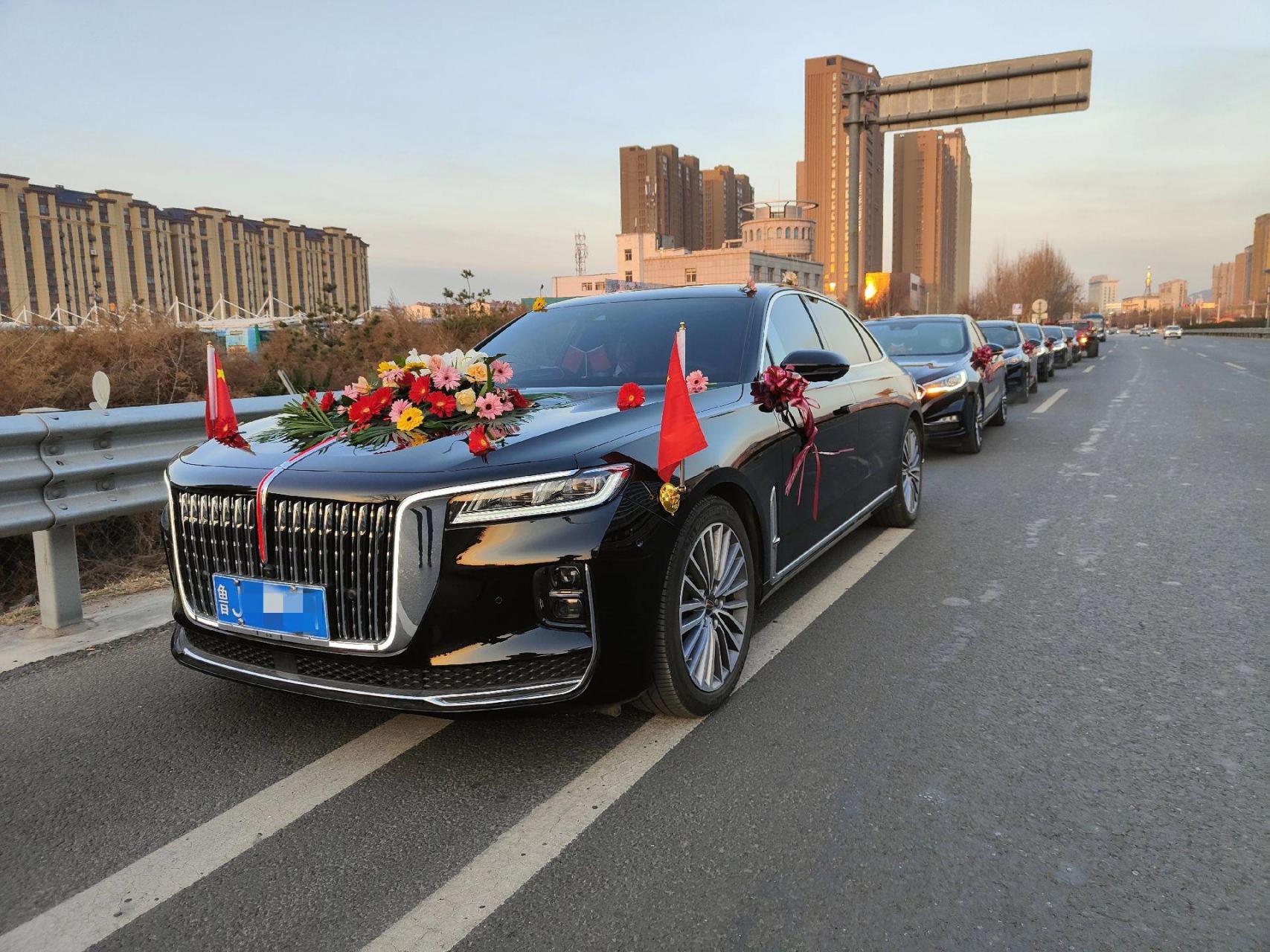 红旗婚车 高端大气上档次这也太漂亮了