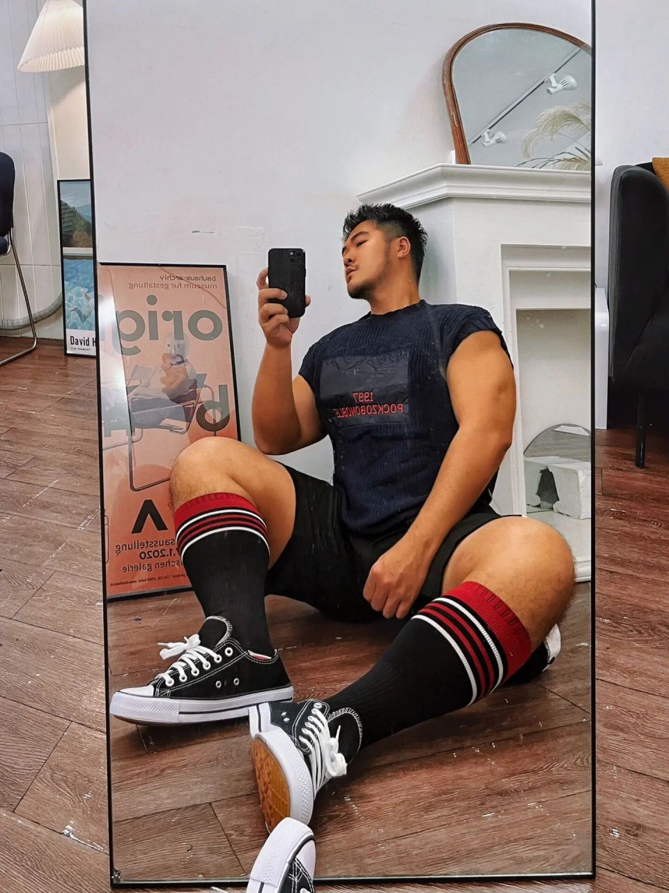 粗腿男的今天是片场打工人90ootd 在片场拍摄的一天 分享今天的穿搭