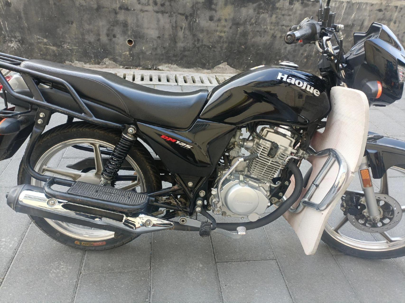 一手家用摩托车新货上线了,一台男式豪爵dm125.