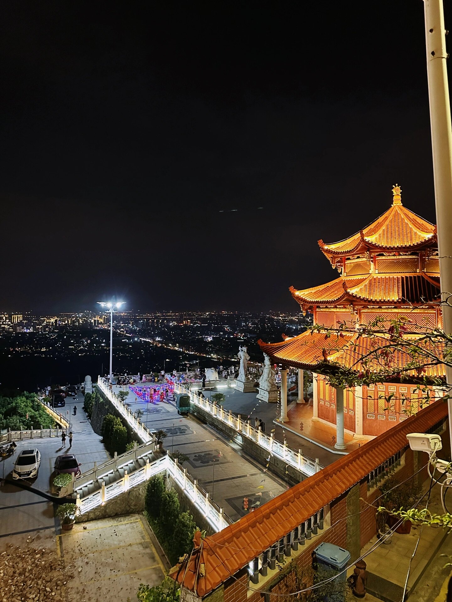 厦门周末去哪里-同安西山岩寺 闲来发呆 可以俯瞰整个同安的夜景 和