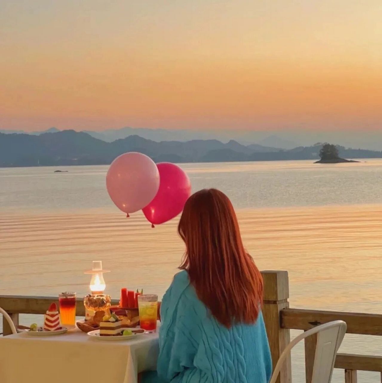 不露脸头像 海边背影女头像 晚霞头像 海边浪漫氛围感头像