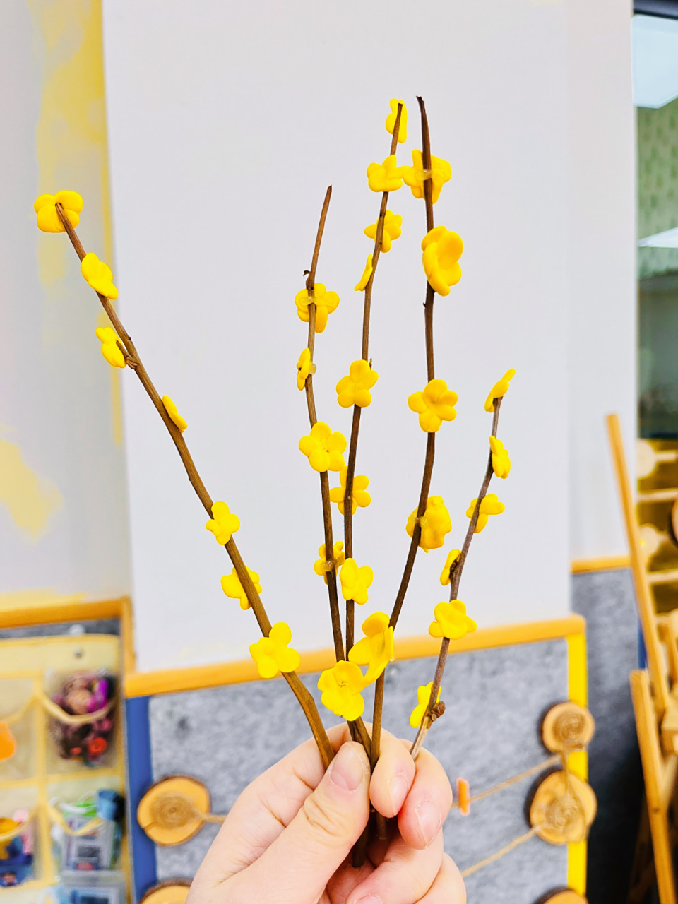 小班手工——迎春花 小手很厉害哦