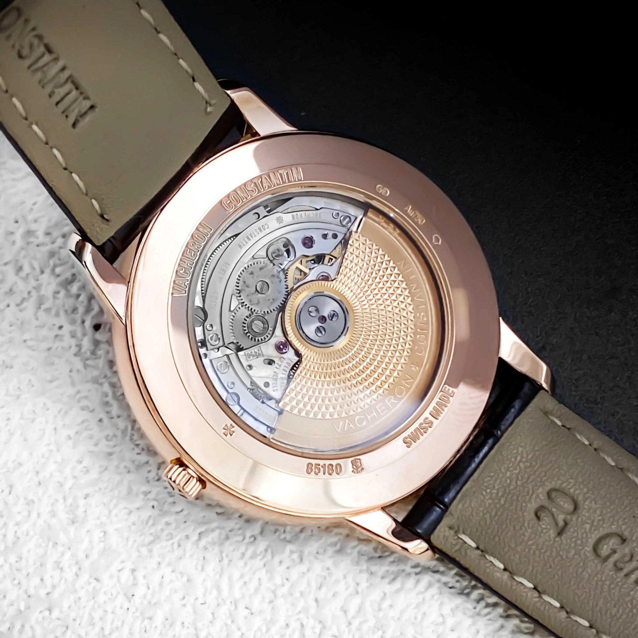 85180/000r-9248 江诗丹顿 传承自动上链系列 85180/000r-9248 表径40