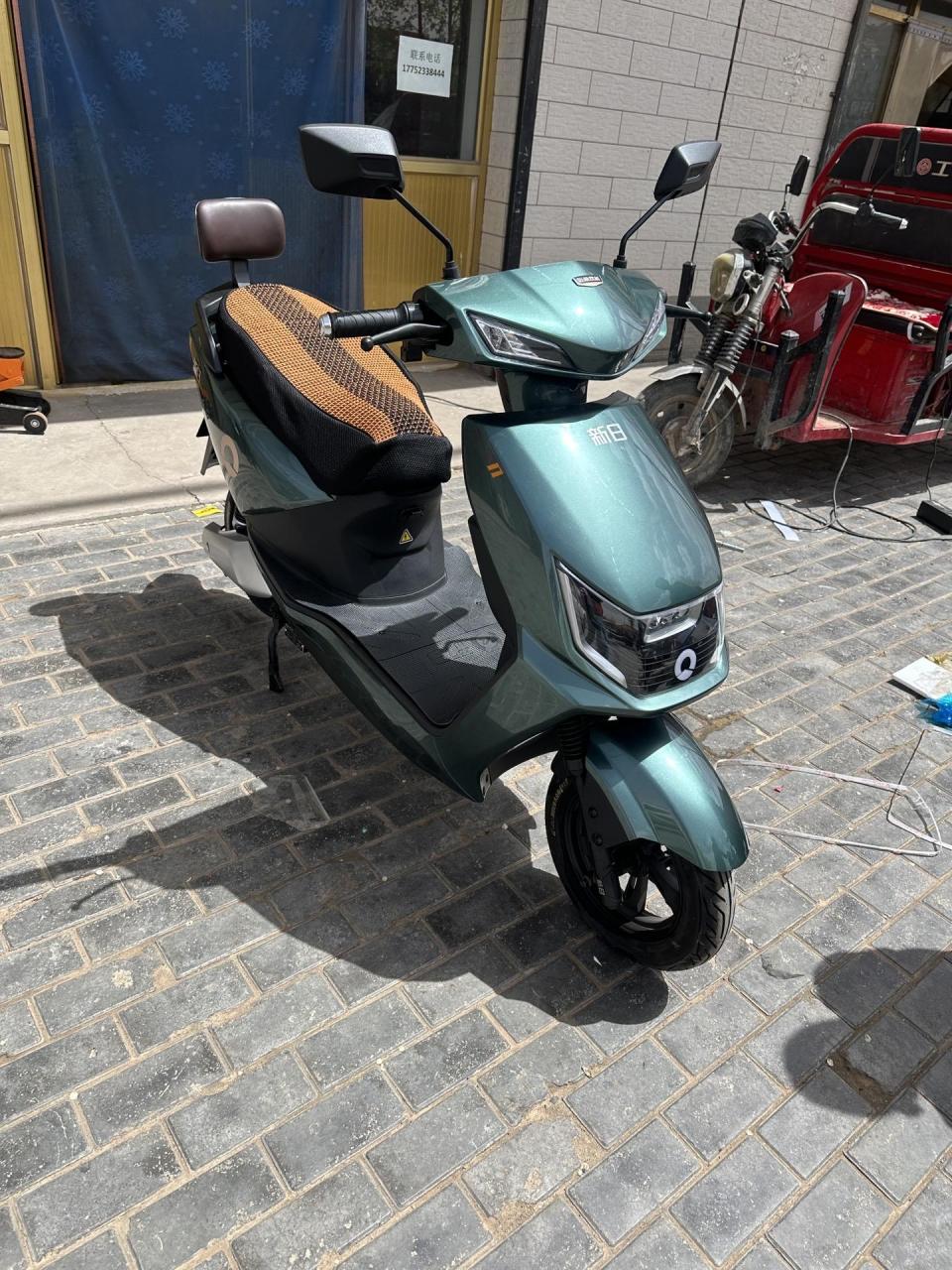 杰工坦克 杰工高端休闲三轮 新日飞马 4辆走起959595