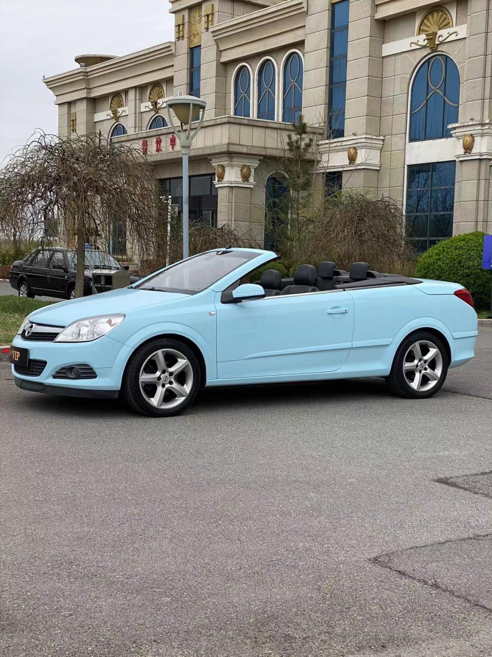 38米.10年两门四座硬顶敞篷欧宝雅特tt,极品车况,新车指导价36.