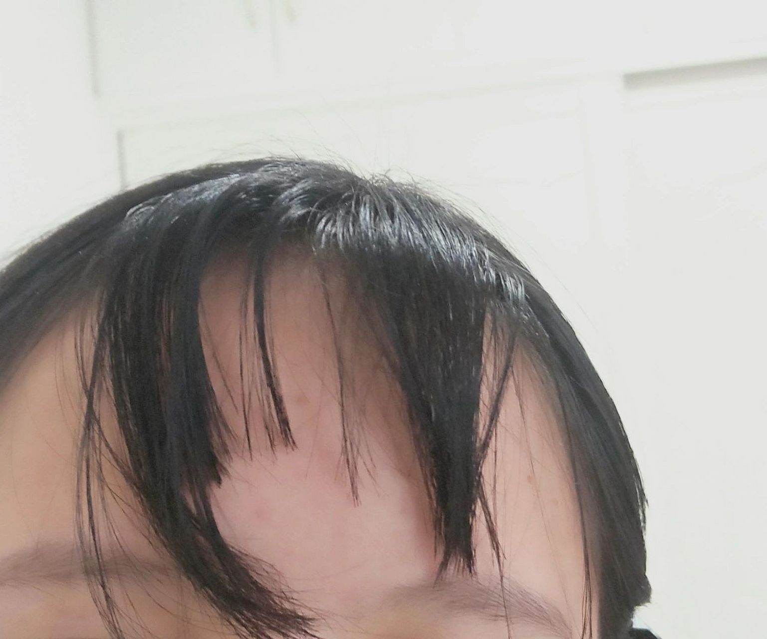 姐妹们刘海剪短了怎么办啊?我.