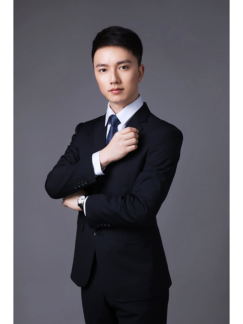 干净利落不油腻的男士形象照‖男士商务肖像  	 今天是男孩子的专场!