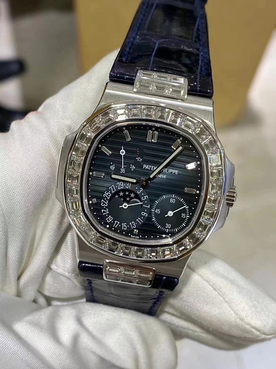 优雅系列5724g-001腕表(鹦鹉螺) 品牌:百达翡丽 系列:运动优雅 型号