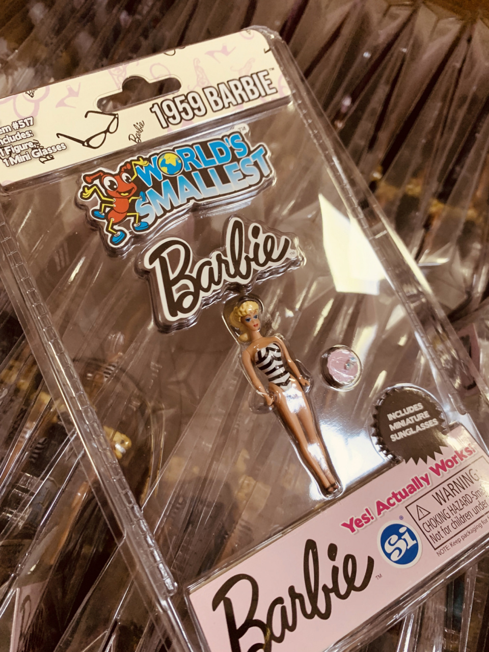 芭比 world s smallest 世界上最小的玩具:芭比呀!