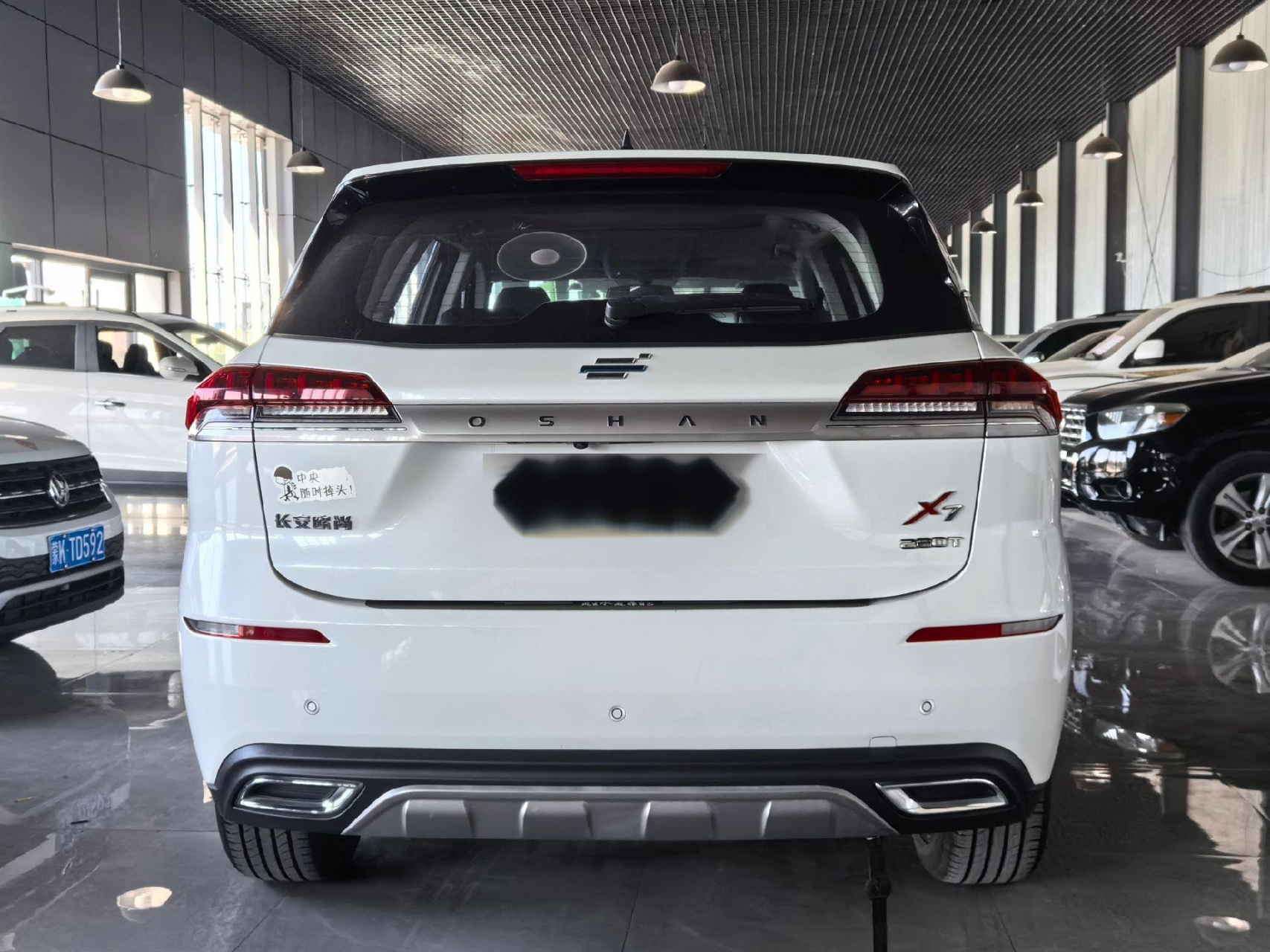 2 【车辆型号:2020款欧尚x7 【上牌日期】2020年10月 【出厂日期】