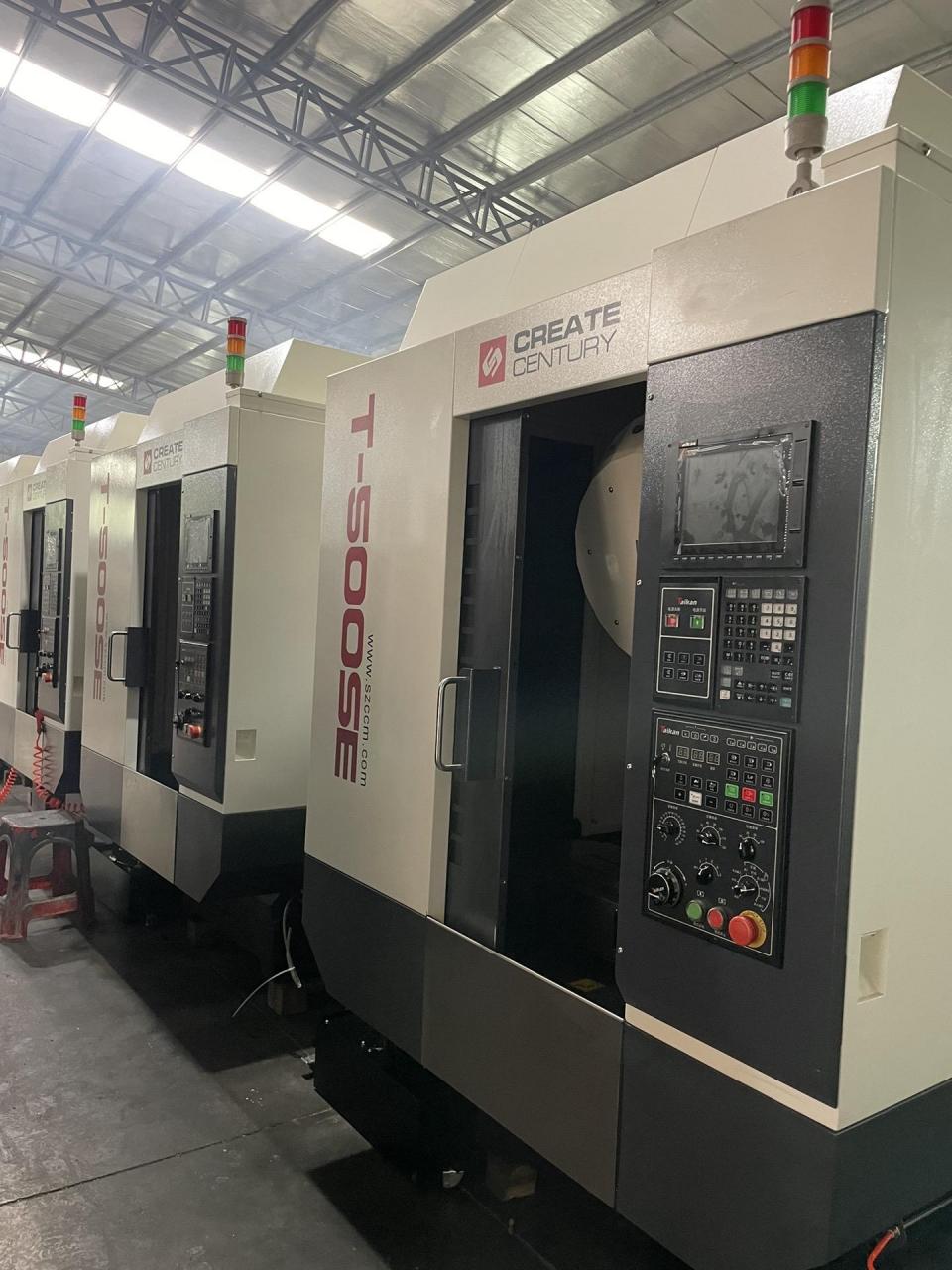 9成新台群t500se,三菱m80系统,主轴24000转,21t伺服刀库,欢迎选购.