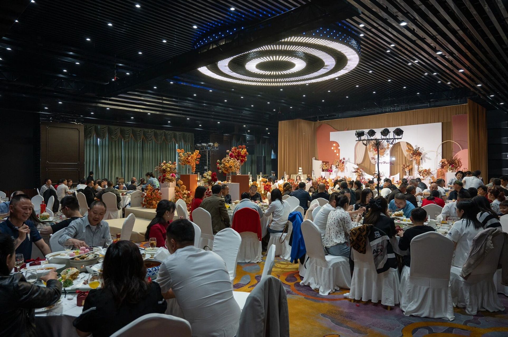 绵阳富临大都会酒店 37楼空中宴会厅