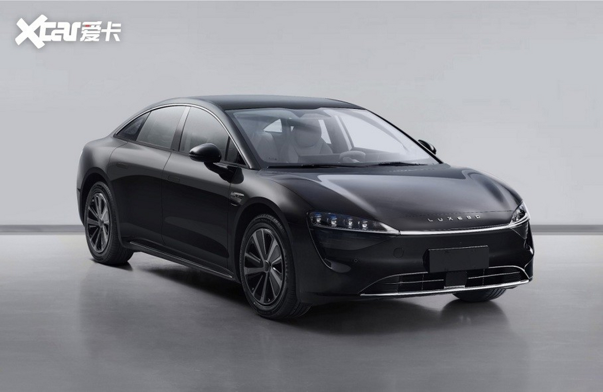 【华为 奇瑞首款车型智界s7曝光 纯电中大型轿跑】工信部第374批