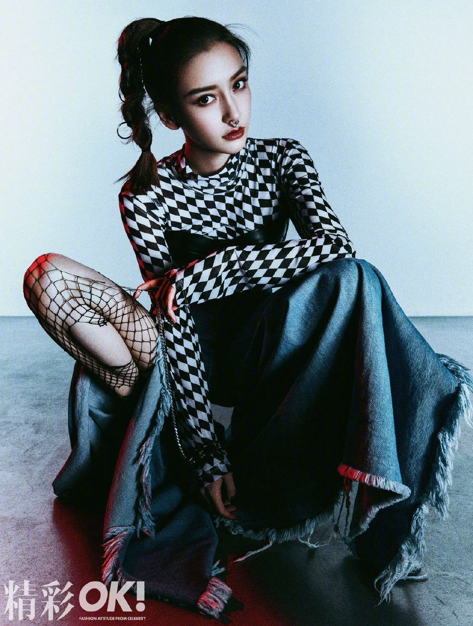【angelababy戴鼻环搭暗黑系妆容超slay】6月8日,一组@angelababy