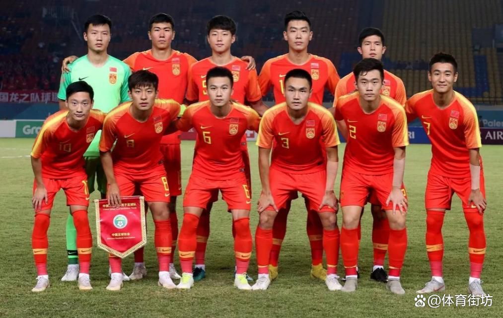 国际足球赛场，中国队展现出色表现 