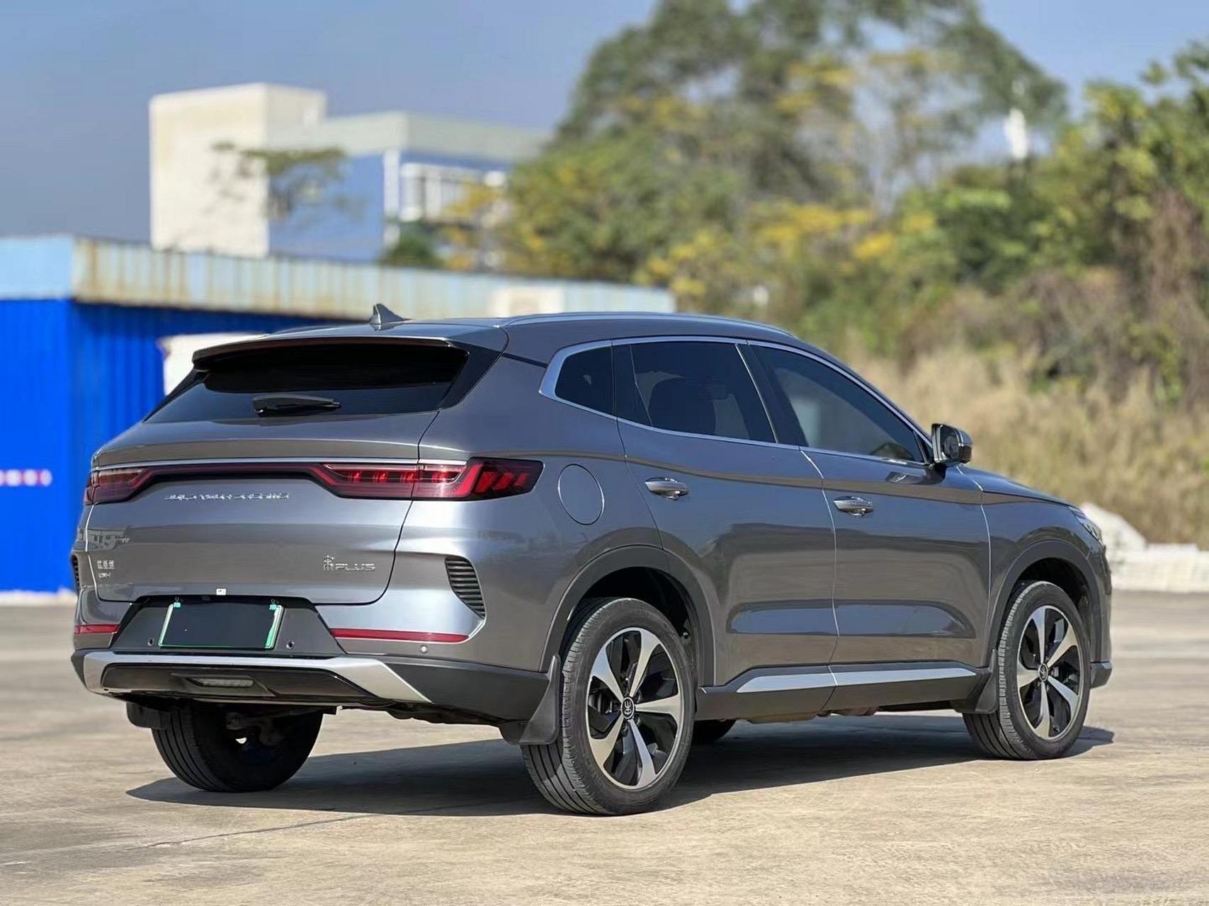 2022年比亚迪宋puls.