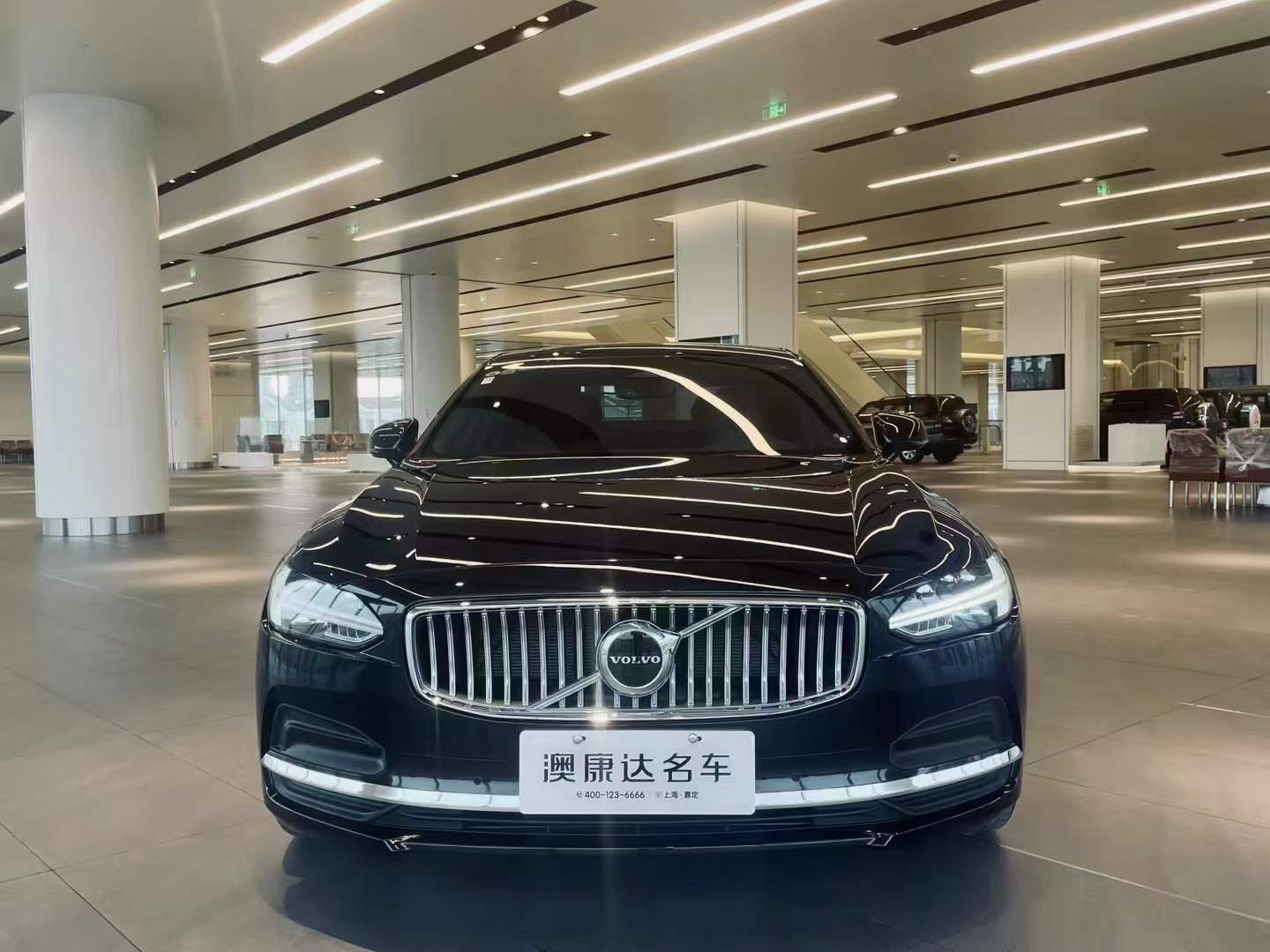 沃尔沃s90 b5智远豪华版,售价仅31.6万!07 嗨嗨嗨,爱车的小伙伴们!