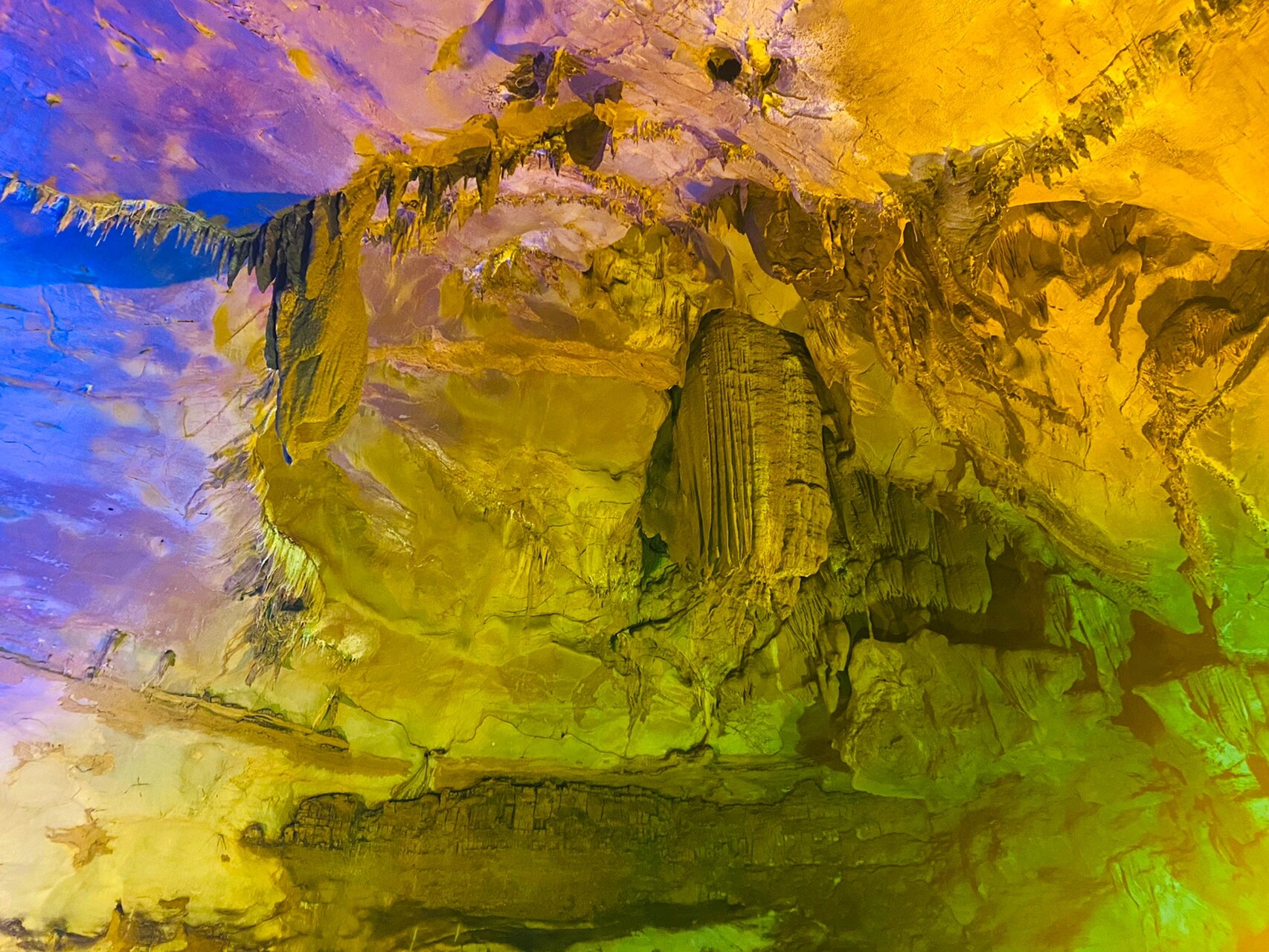 赤壁市61玄素洞|道教清凉滴水钟乳石