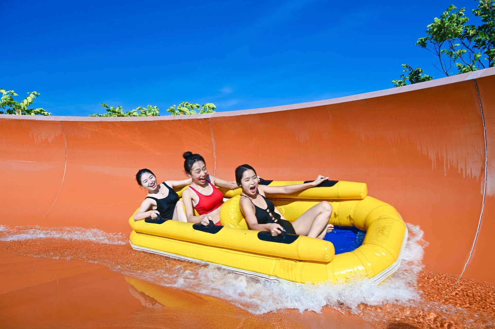 用10张图告诉你泸州欢乐派有多好玩 即将步入炎夏,当然要来玩水 久违