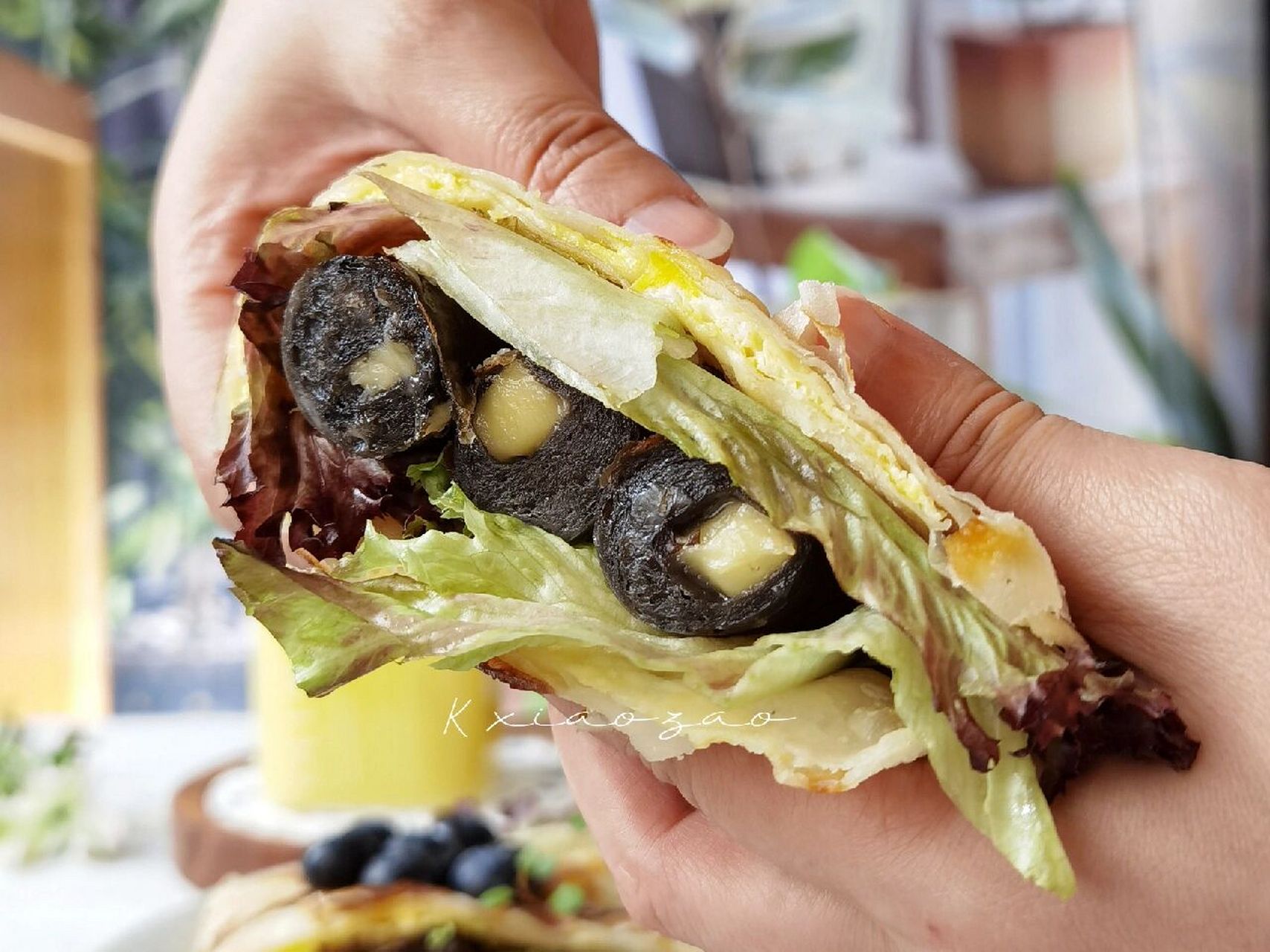 墨鱼肠卷饼|中学生快手早餐丨10分钟搞定 #用美食表达浪漫##笔记灵感