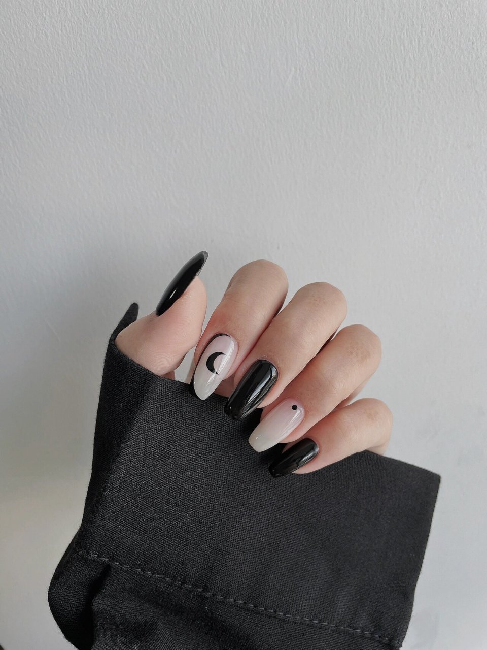 暗黑美甲 | 超a极简高级小众暗黑系酷女孩95 好久没有分享美甲了