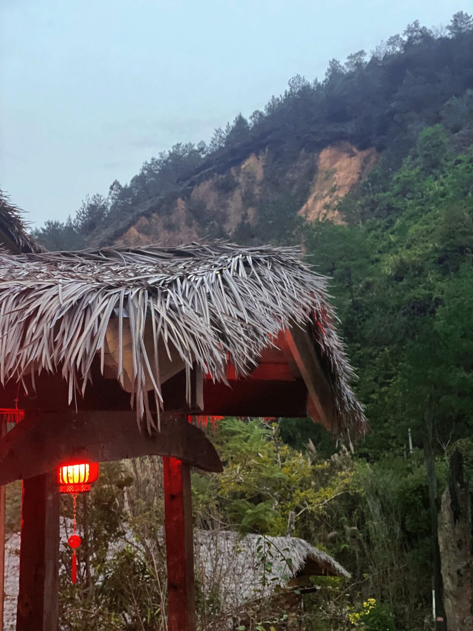 梅州的最后一站 来到了兴宁市叶塘镇的逍遥谷 来的路上还途径了几家