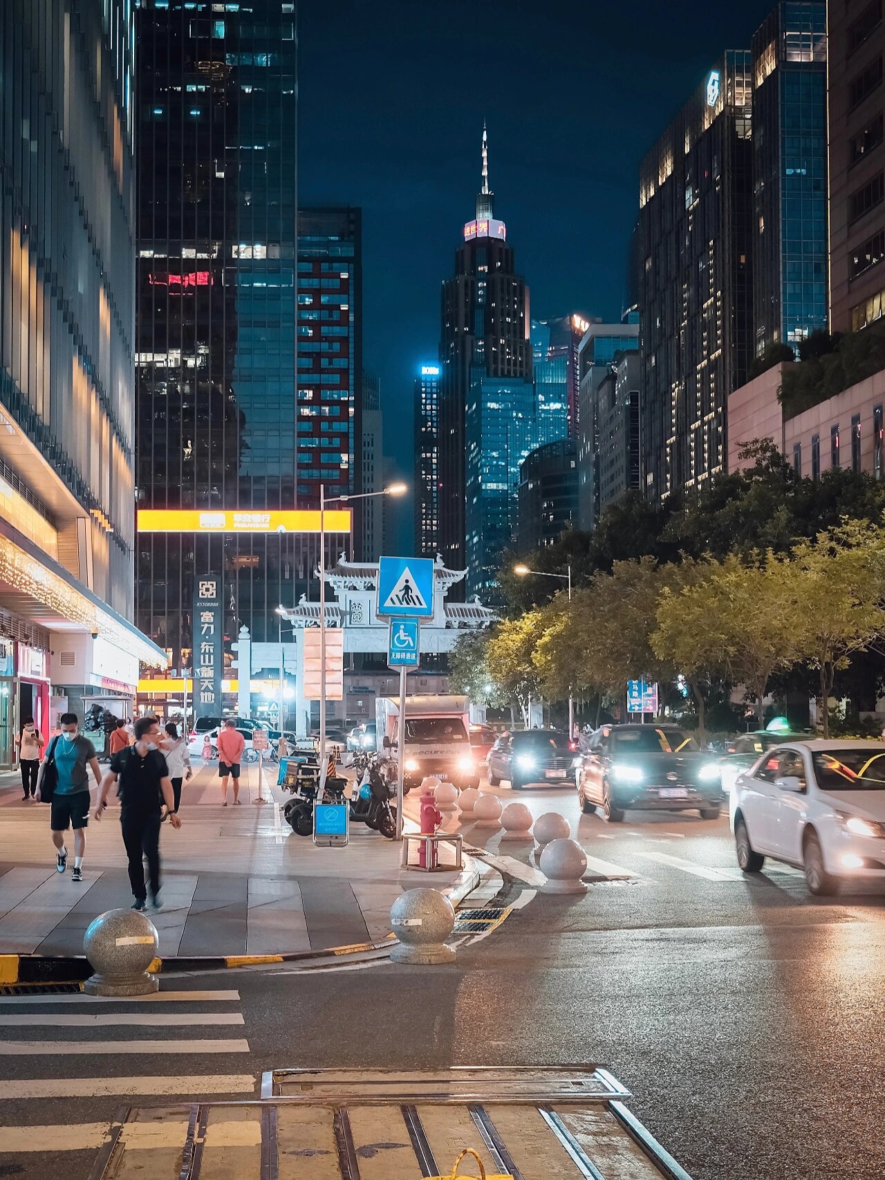 下班路上的广州夜景