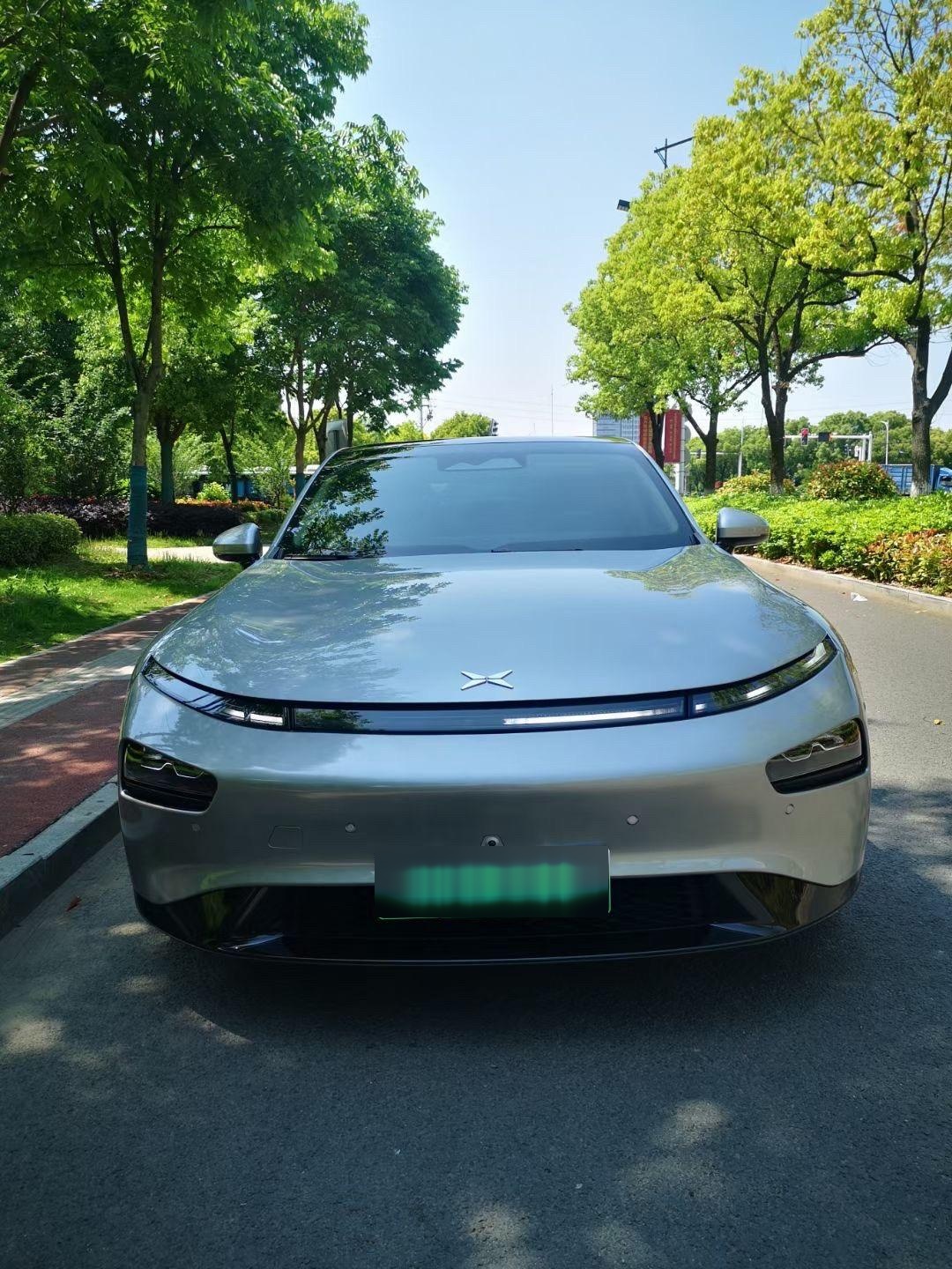 新到20年上牌小鹏p7,纯电动汽车,高配586续航,带ngp智能辅助驾驶,安全