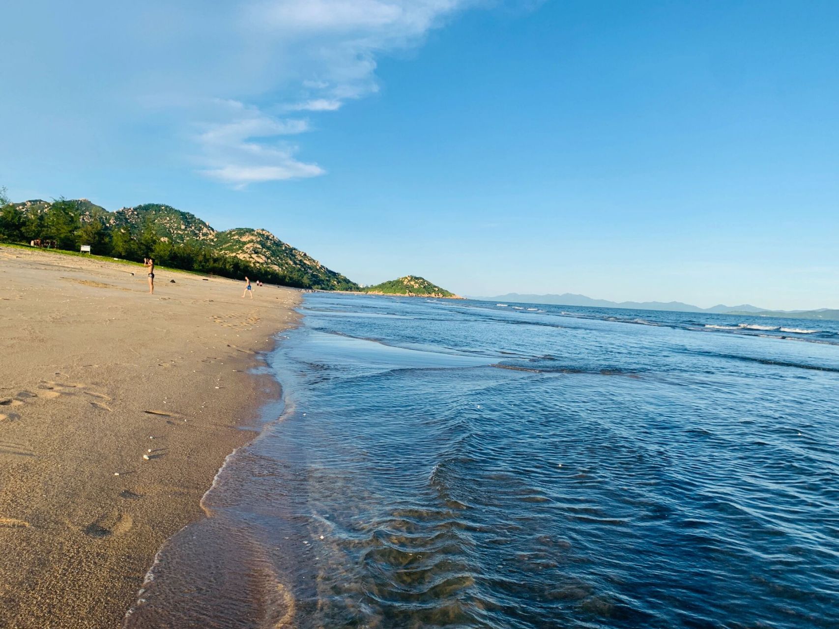台山浪琴湾   自驾车定位台山浪琴湾,(浪琴湾门票15元,可以游水!