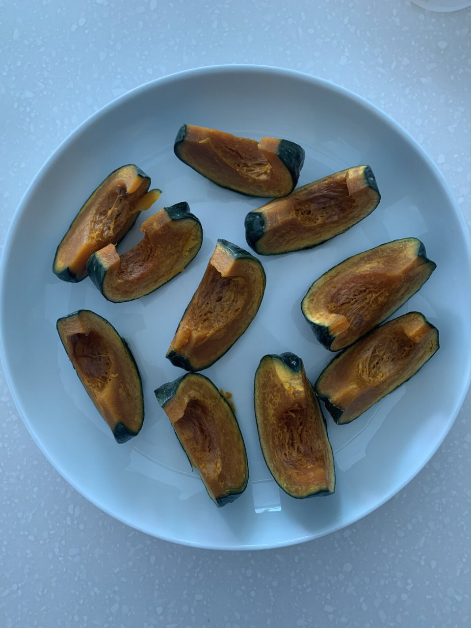 周末作妖——微波炉烤南瓜99 我烤南瓜99了,并且成功了 甜甜糯糯