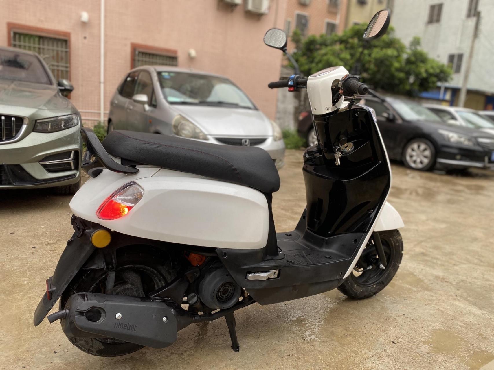 雅马哈电喷酷奇s5   19年  车况精品  9成新    新表    led大灯