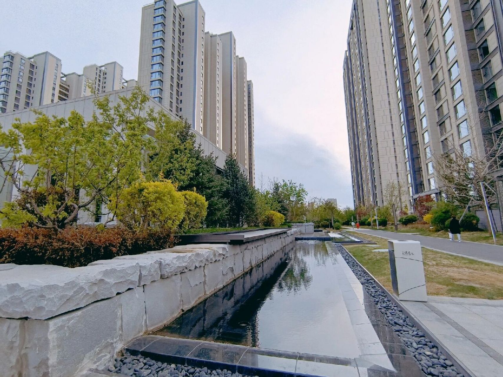 呼市‖五一放假免费逛热带雨林 治愈系 万锦合泰,现代化小区,小区有四