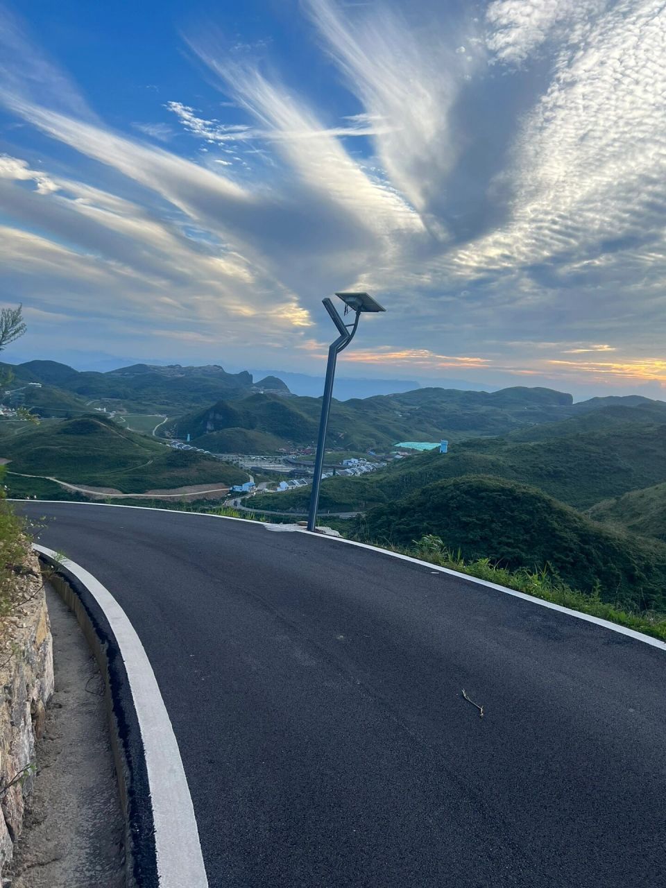 属于八面山海拔1314的浪漫7215 一定要来八面山看一次日出和日落