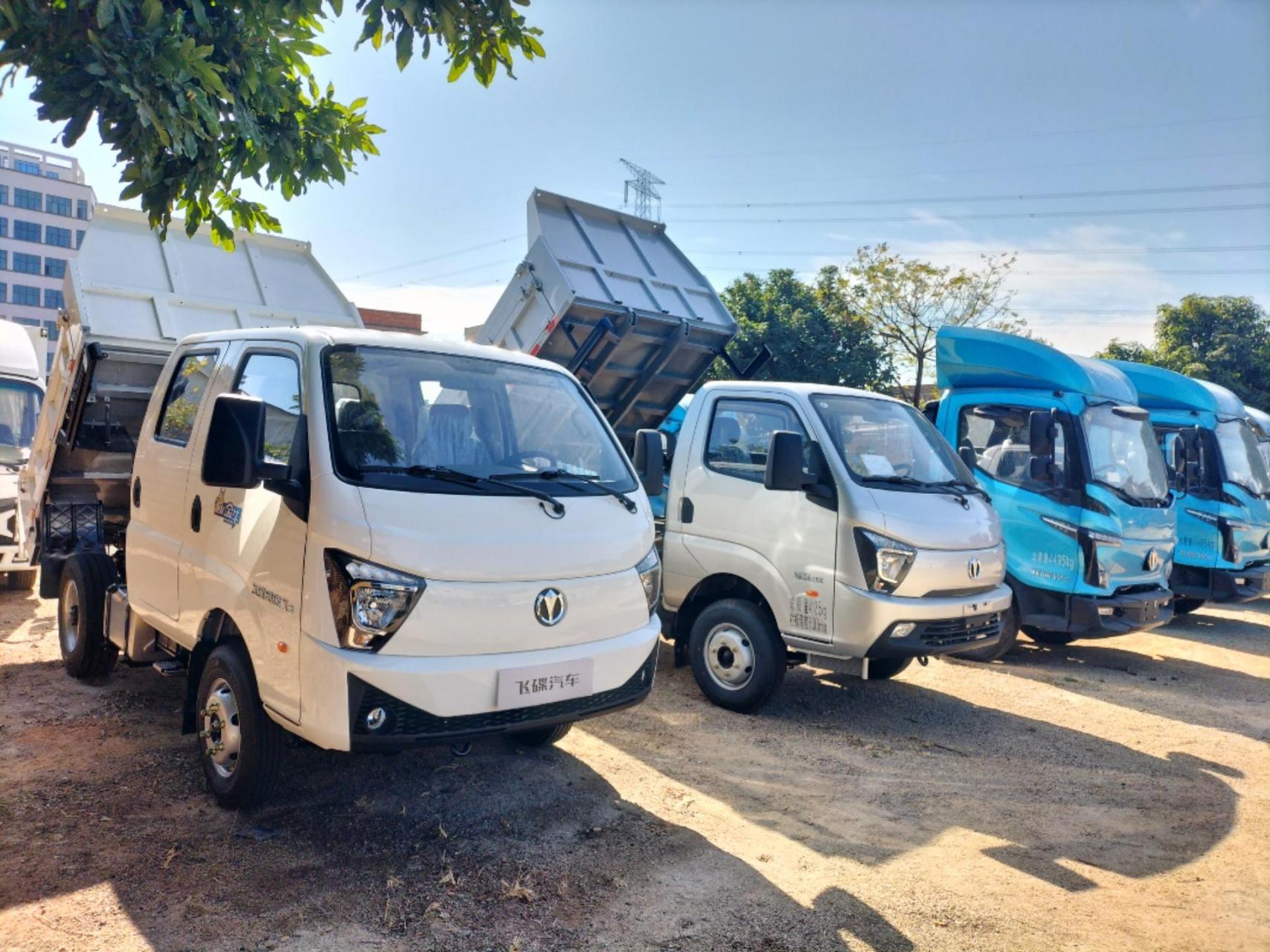 飞碟汽车.缔途小金牛  自卸真的牛