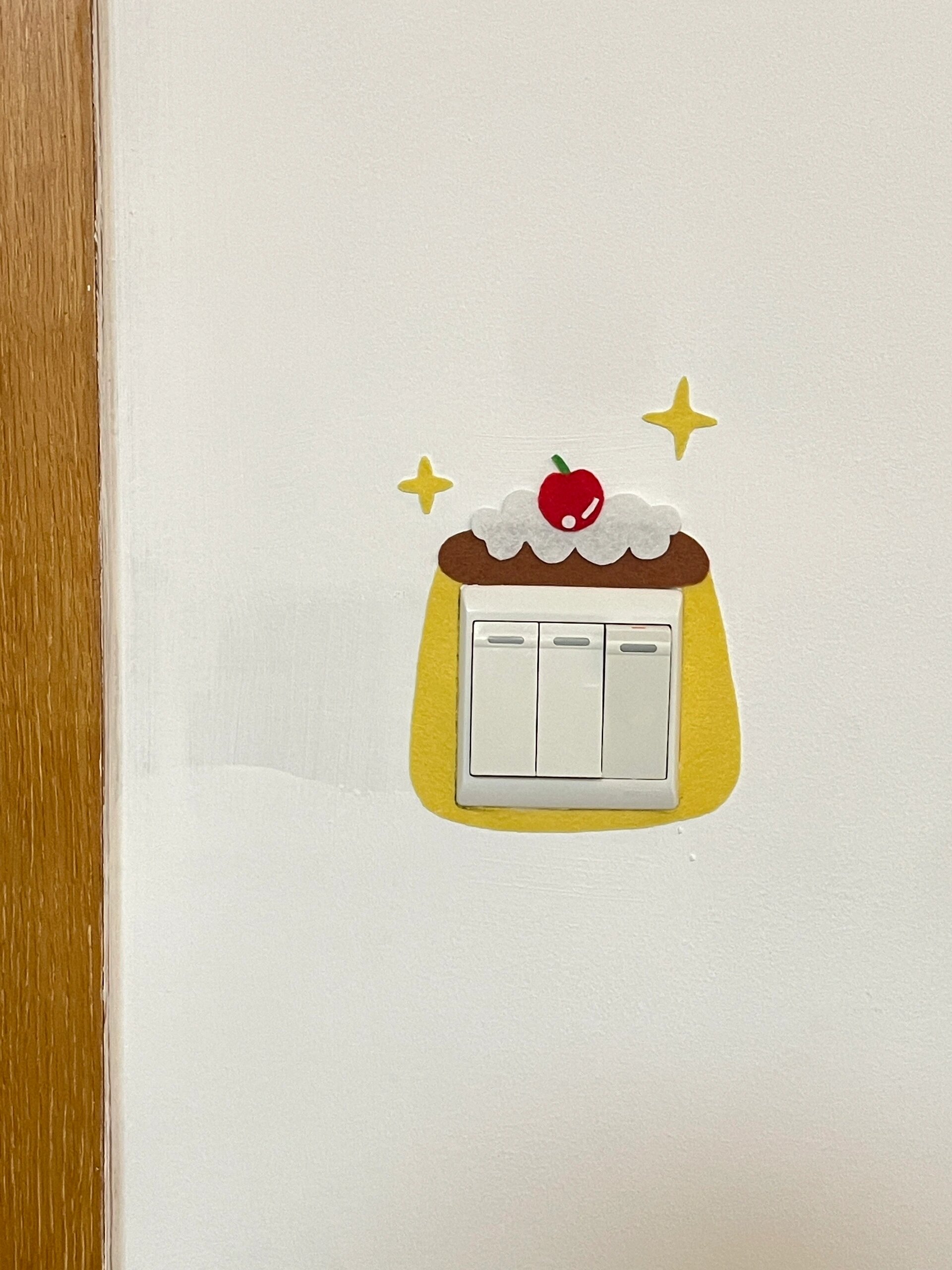 98布丁不织布开关贴好绝!元气满满!