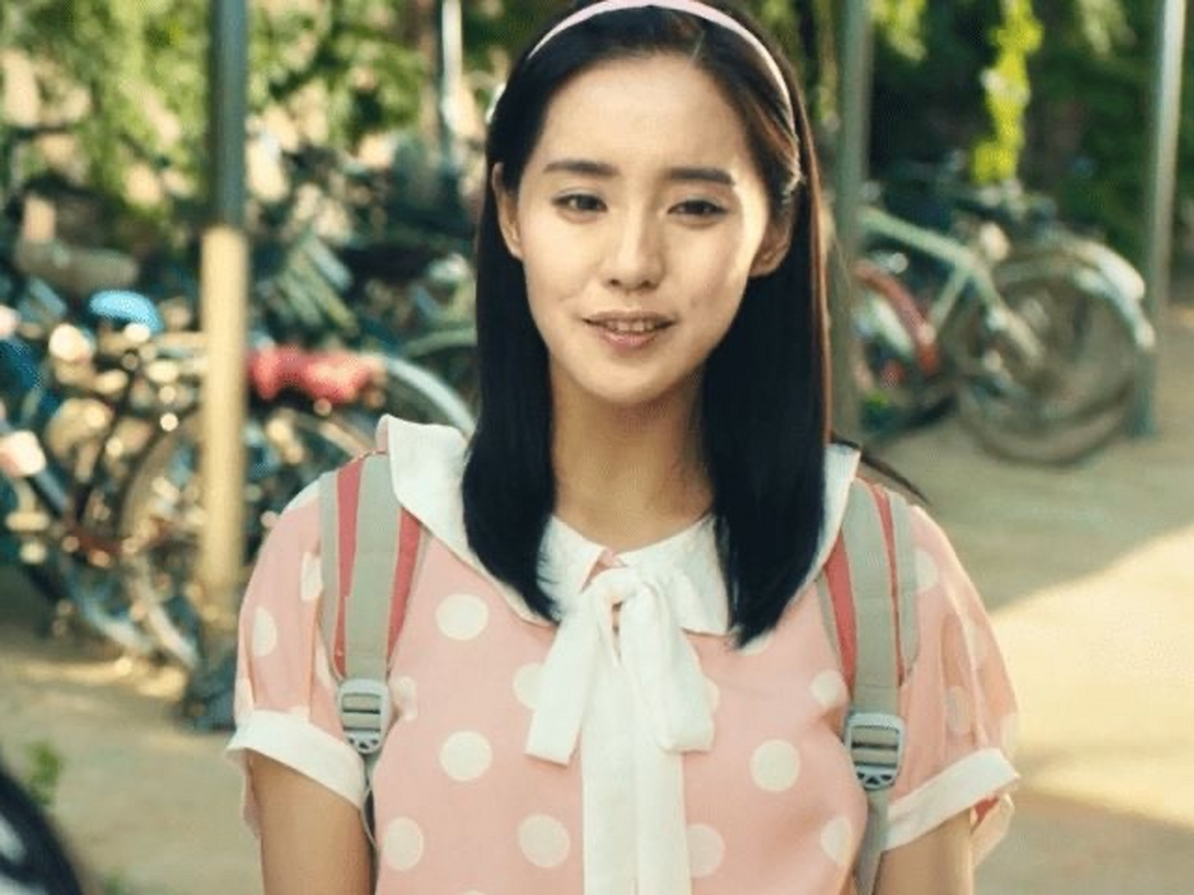 电影《夏洛特烦恼》中#王智泳装#太美了,她饰演的秋雅非常有气质,身材