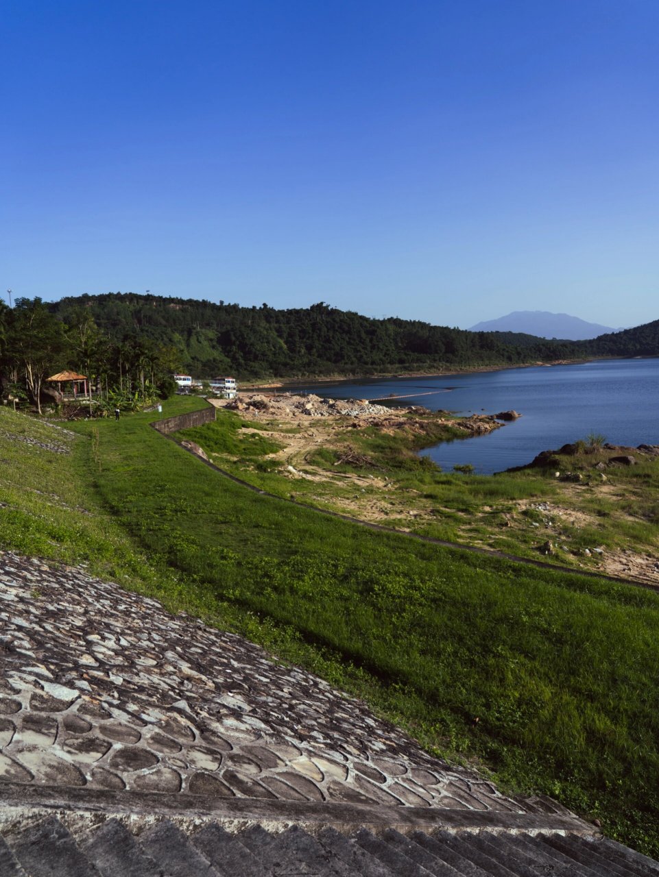儋州|松涛水库 上周末和朋友去了松涛水库游玩 	 结果正门不让外地人